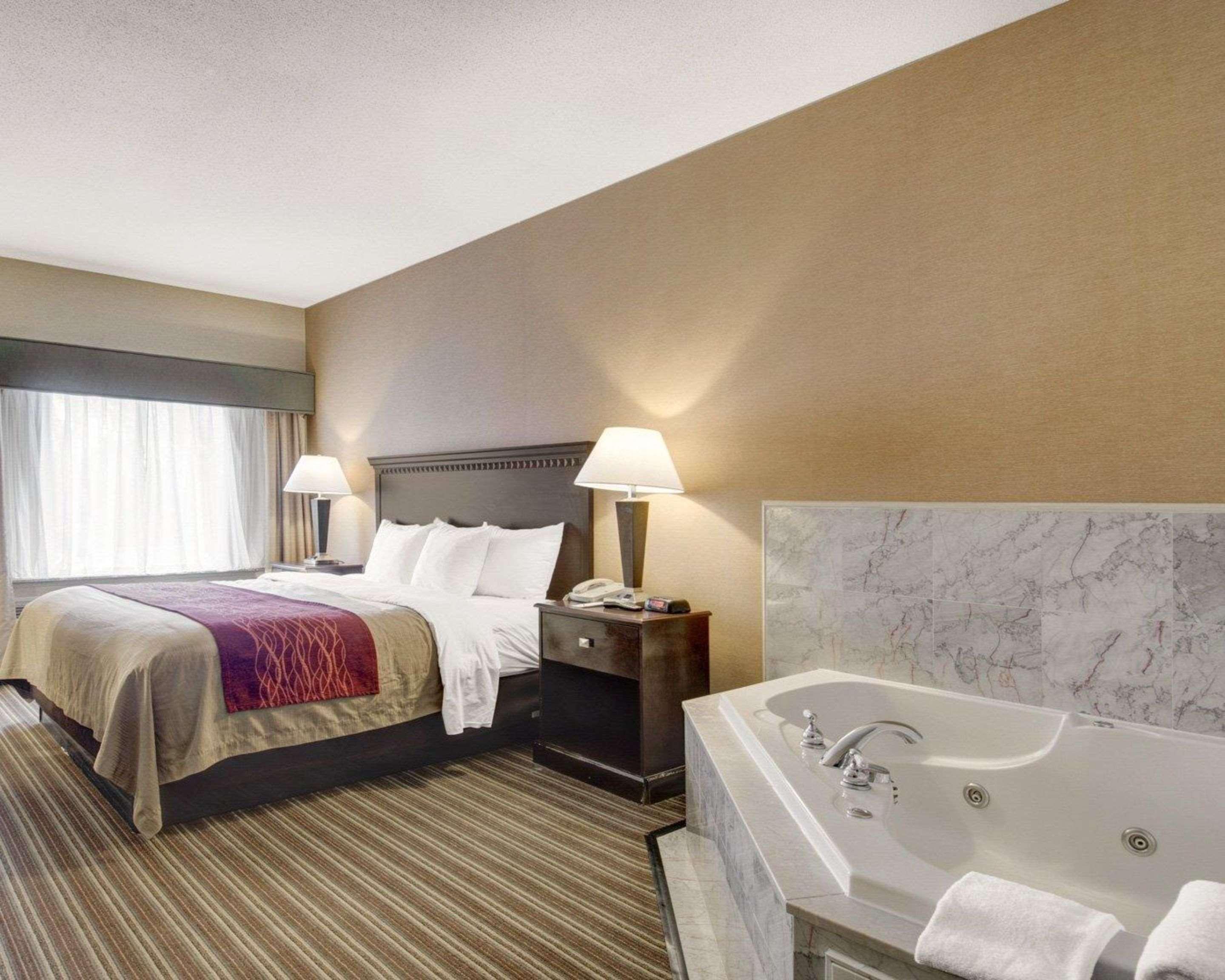 Spark By Hilton Woburn Boston Exterior photo