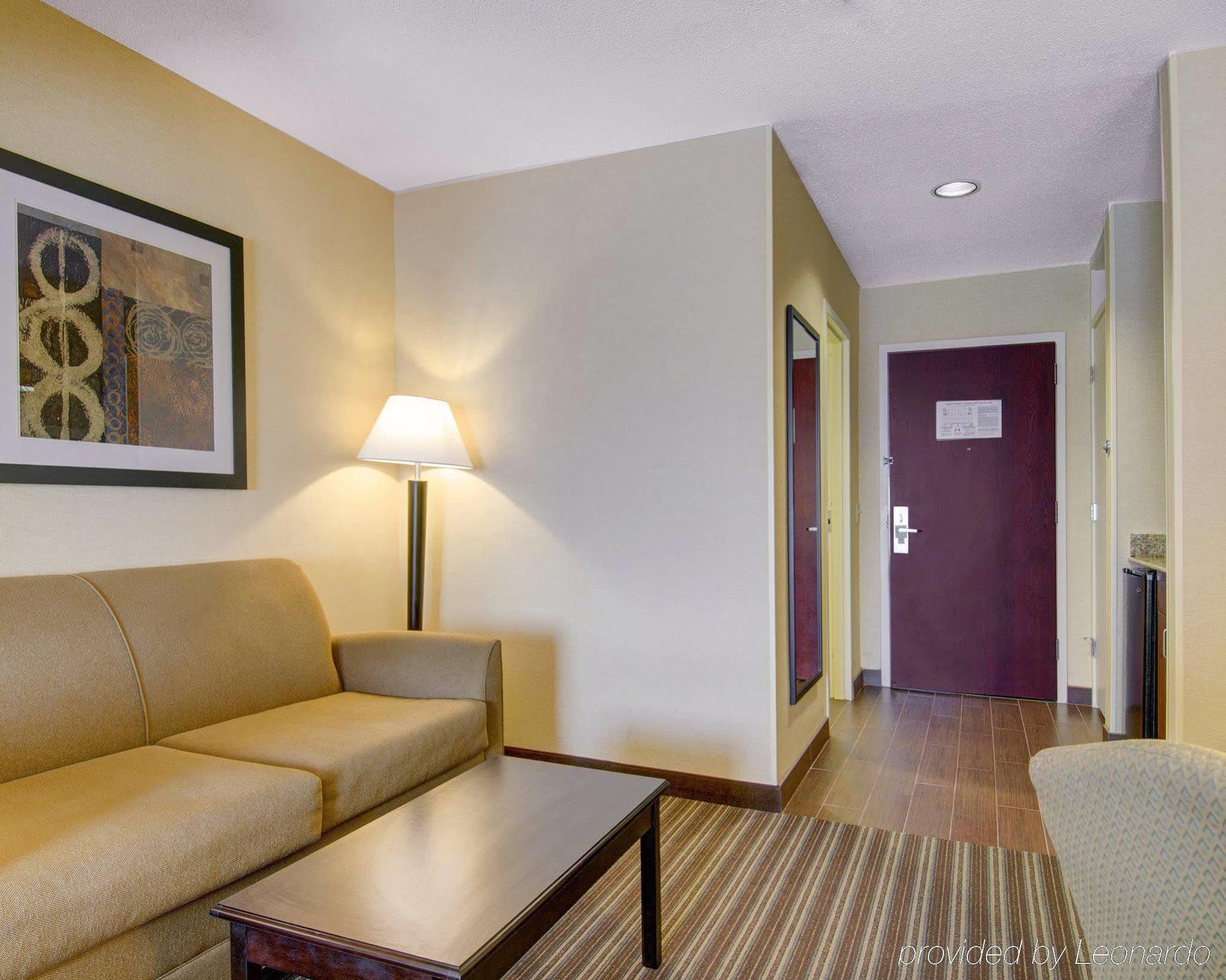 Spark By Hilton Woburn Boston Exterior photo